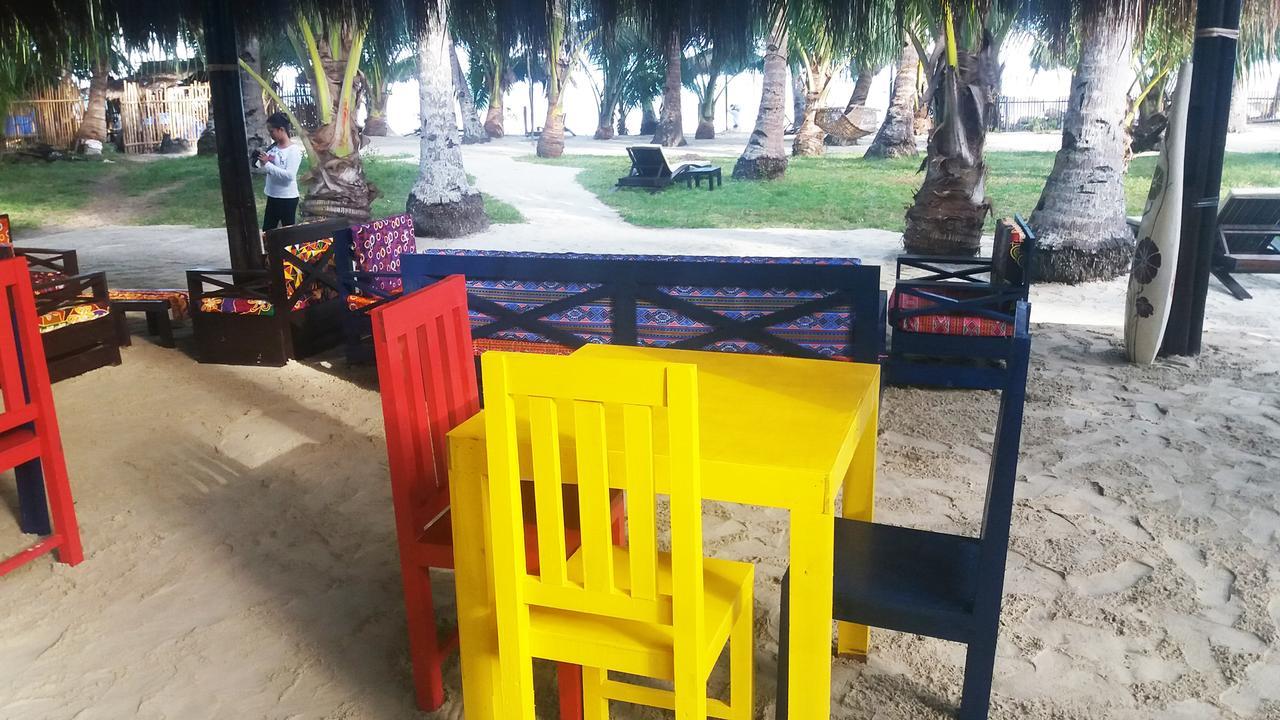 Peace & Love Beach Club Roxas  Exterior photo