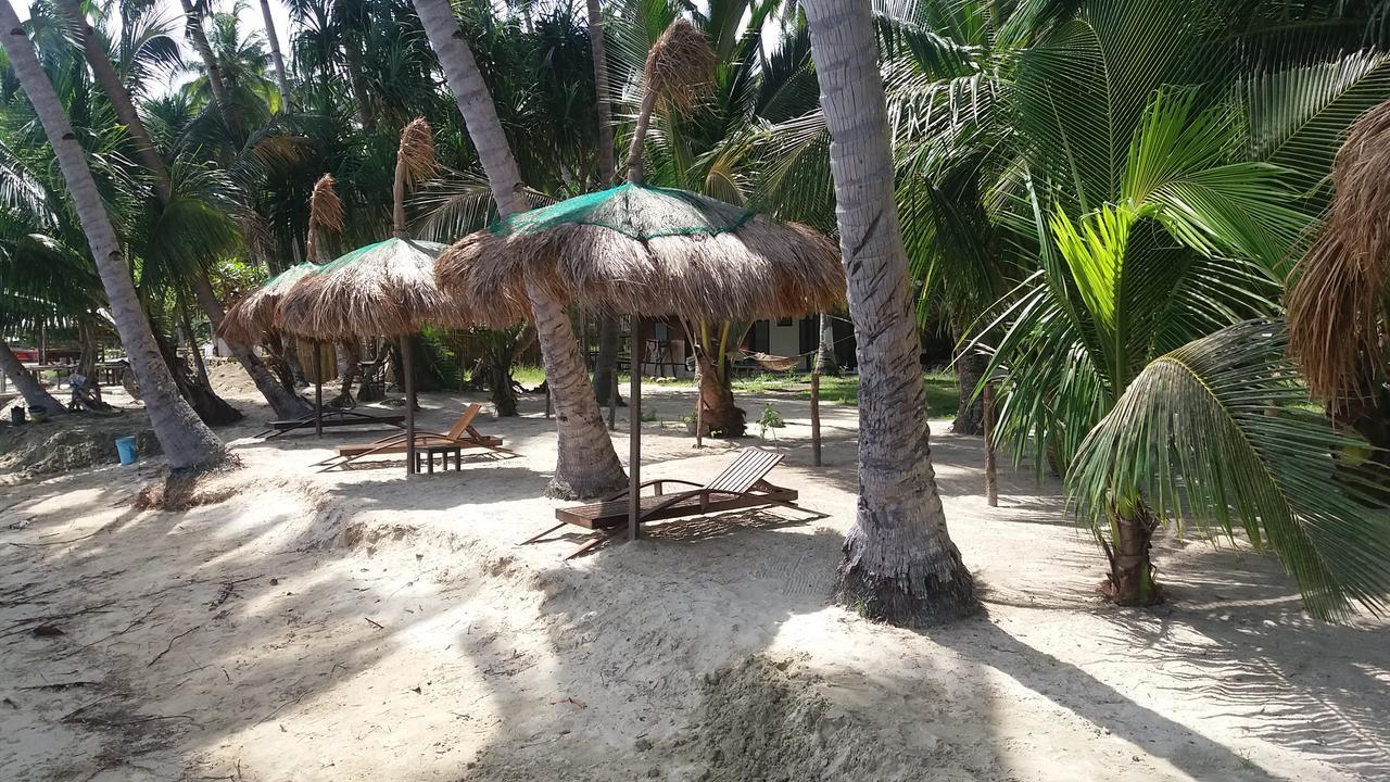 Peace & Love Beach Club Roxas  Exterior photo